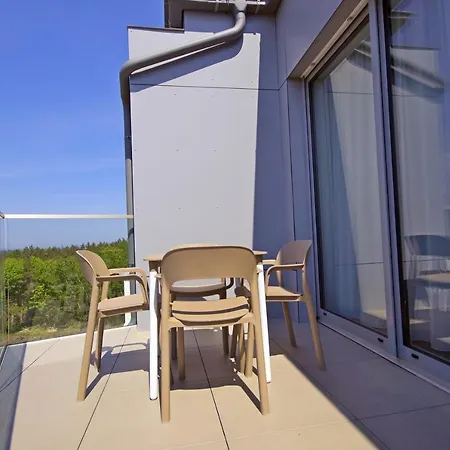 Apartpark Albus 401 Sea View Above The Trees アパートホテル シフィノウイシチェ